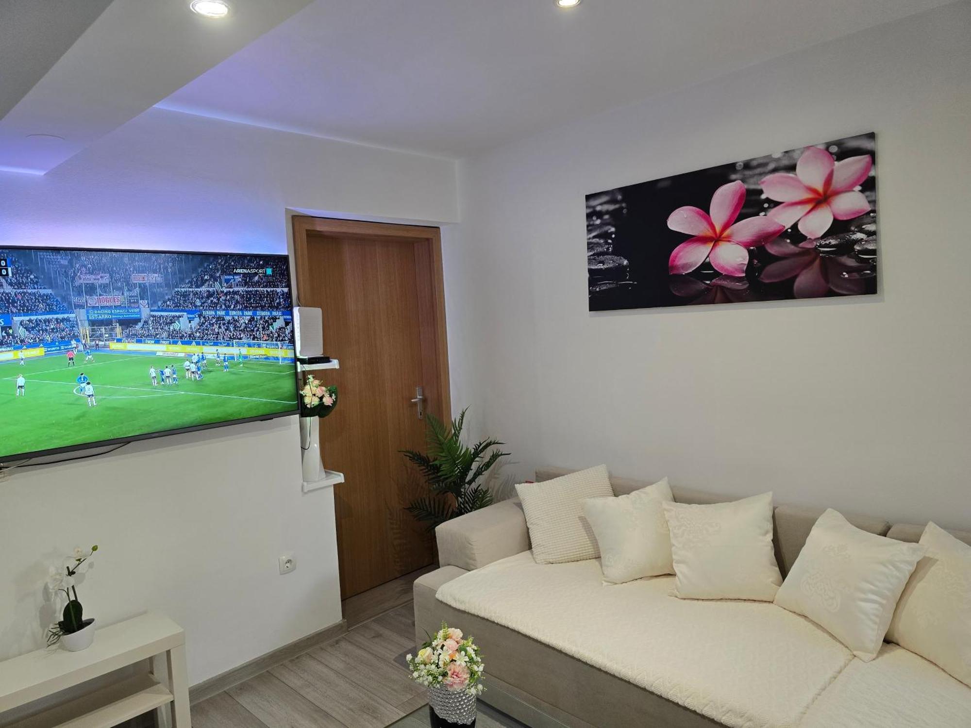 Apartment Blanca With Jacuzzi,Terase And Private Parking Каштела Экстерьер фото